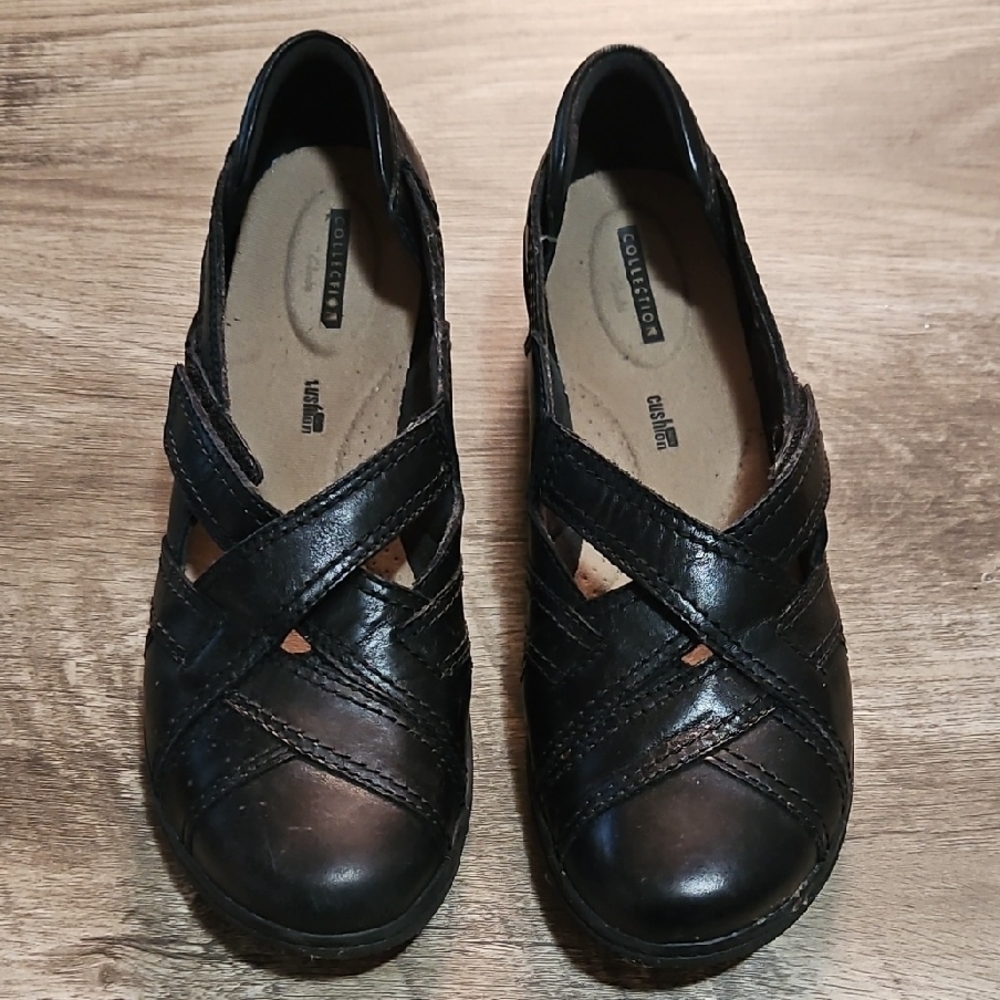Clarks Black Women's Flats with Crisscross Design